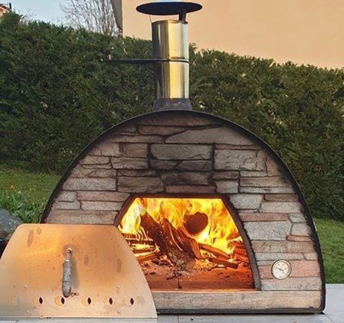 MAXIMUS MOBILE PIZZA OVEN BLACK **BEST SELLER*