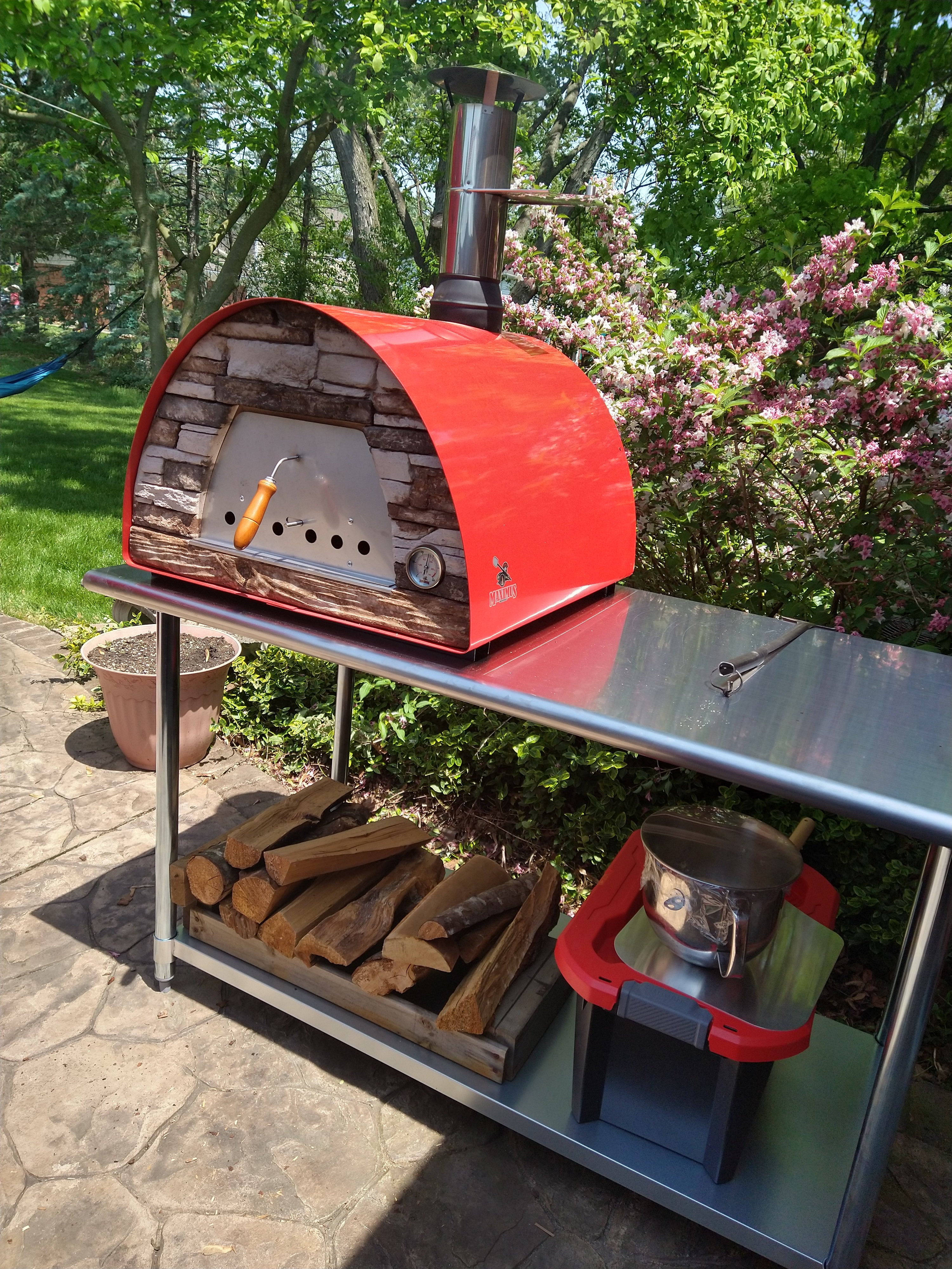 MAXIMUS MOBILE PIZZA OVEN RED **BEST SELLER**